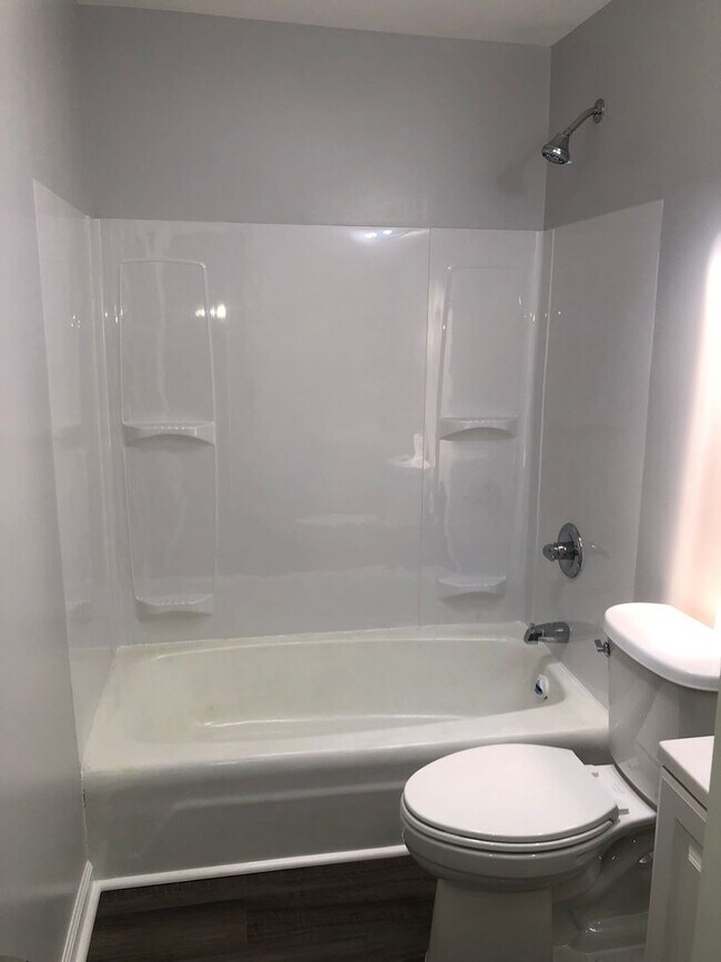 Building Photo - 3 Bedroom 1bath Southwest Baltimore
