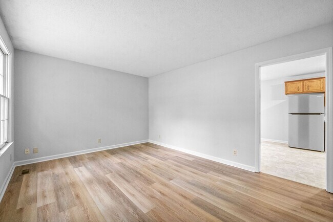 Building Photo - 510 Aspen Dr