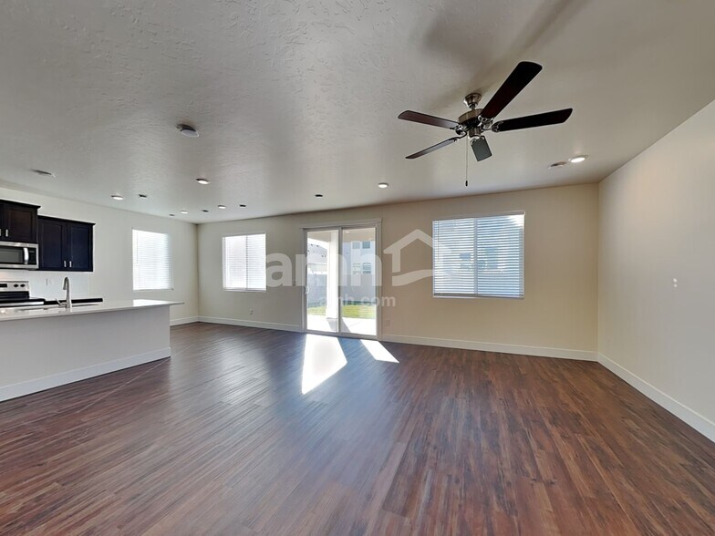 Building Photo - 6683 W Achievement St