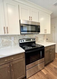 Building Photo - 13508 Fawnwood St