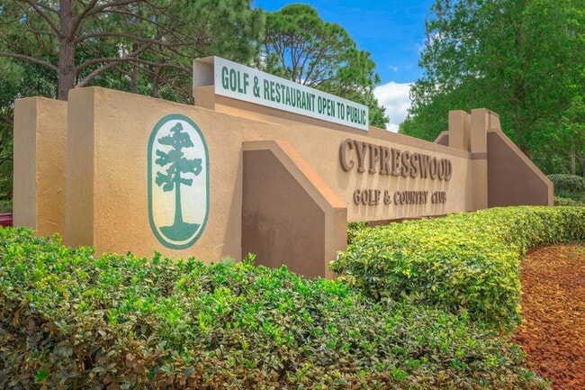 Building Photo - 673 Augusta Rd