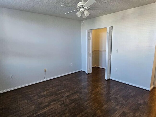 Building Photo - 651 Okeechobee Blvd