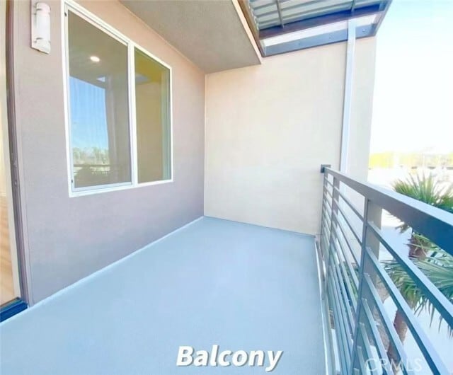 Building Photo - 187 Steely