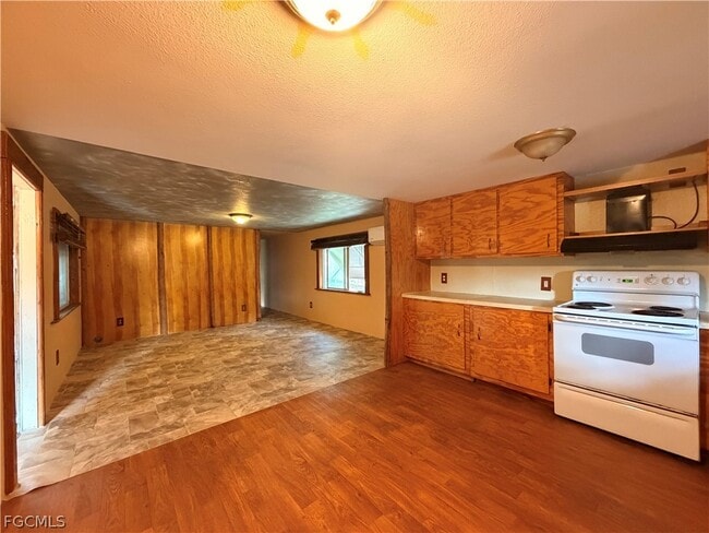 Building Photo - 8086 Marx Dr