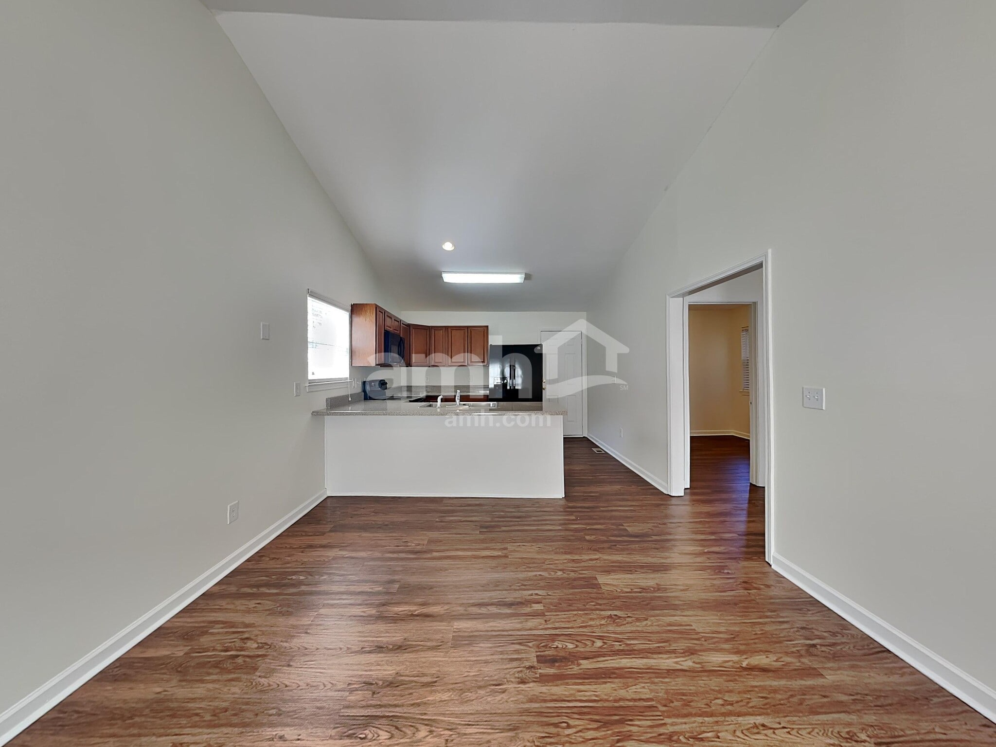 Building Photo - 108 River Watch Dr