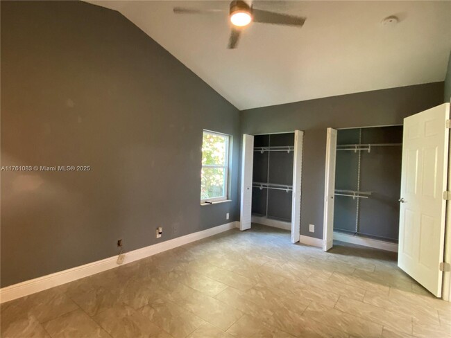 Building Photo - 15705 66th Ct N