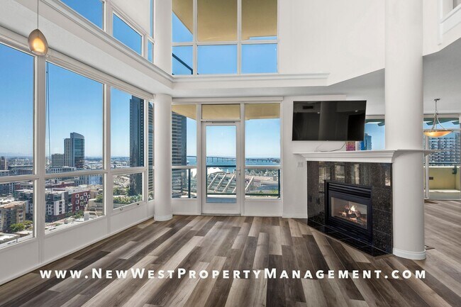 Building Photo - Spectacular Marina District 3-Bedroom Pent...