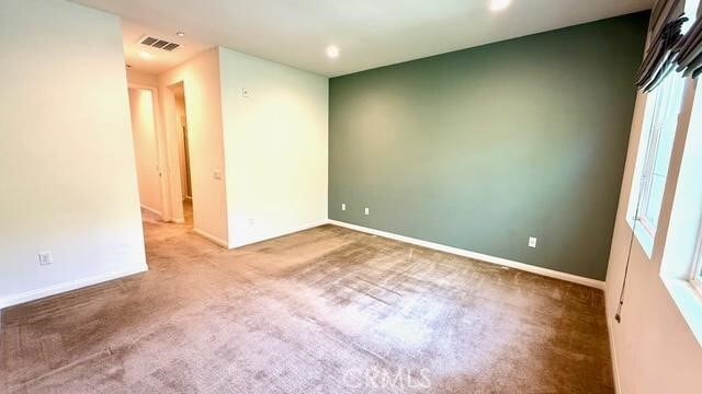Building Photo - 904 N Primrose Ln