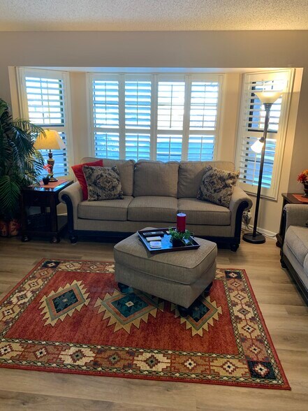 Building Photo - 17810 N Desert Glen Dr