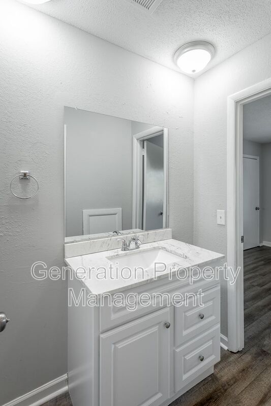 Building Photo - 4405 Delashmitt Rd