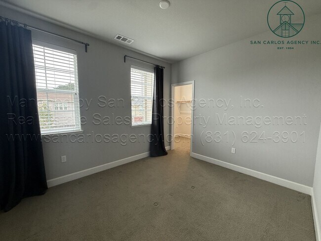 Building Photo - 271 10th St