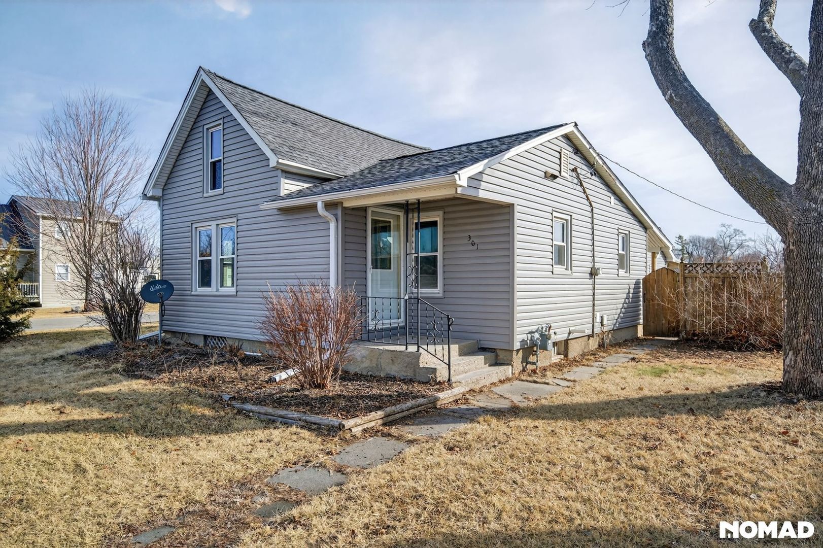 Building Photo - 301 Birch Ave