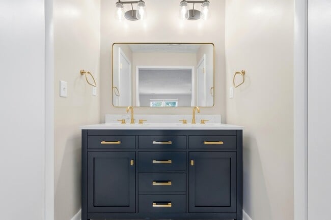 Building Photo - 1829 Fitzgerald St