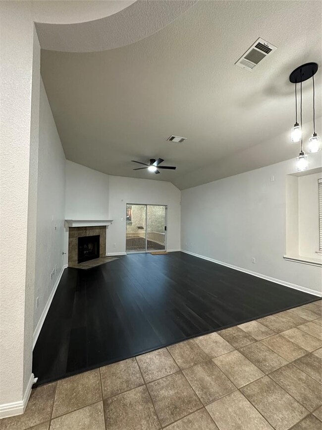 Building Photo - 13105 Appaloosa Chase Dr