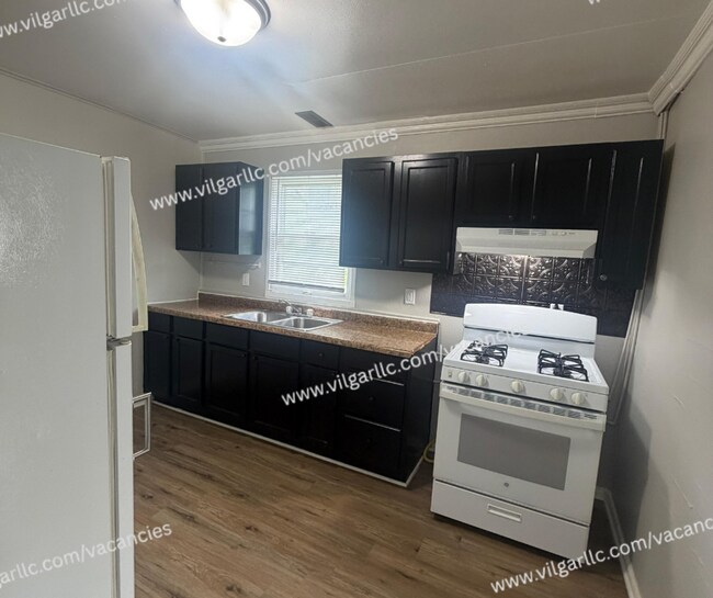 Building Photo - 4049 Tennessee St
