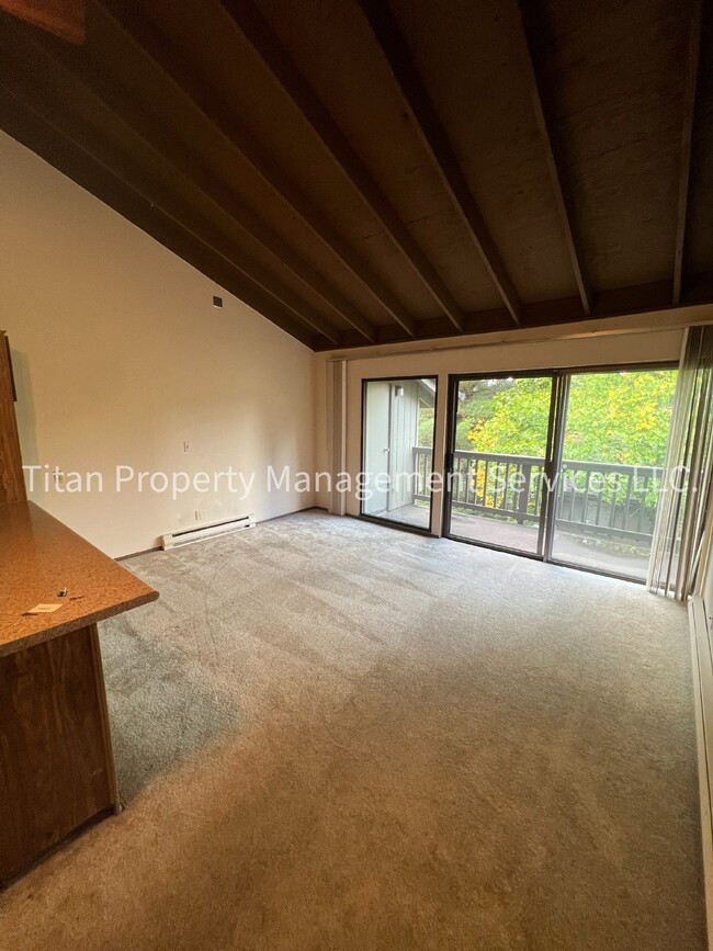 Primary Photo - Charming Portland Studio with Pool Access ...