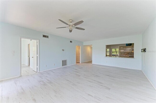 Building Photo - 5395 Lake Arrowhead Trail