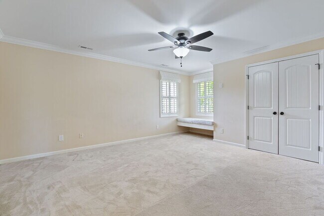 Building Photo - 162 Freedom Way