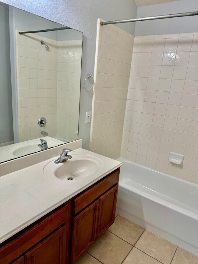 Building Photo - 6537 Canyon Mist Ln