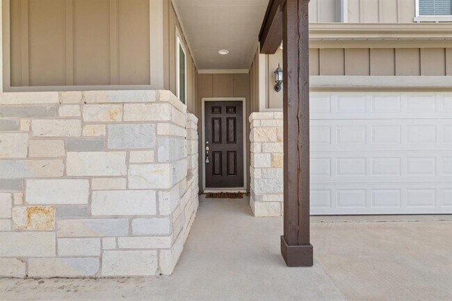 Building Photo - 138 Fern Dr