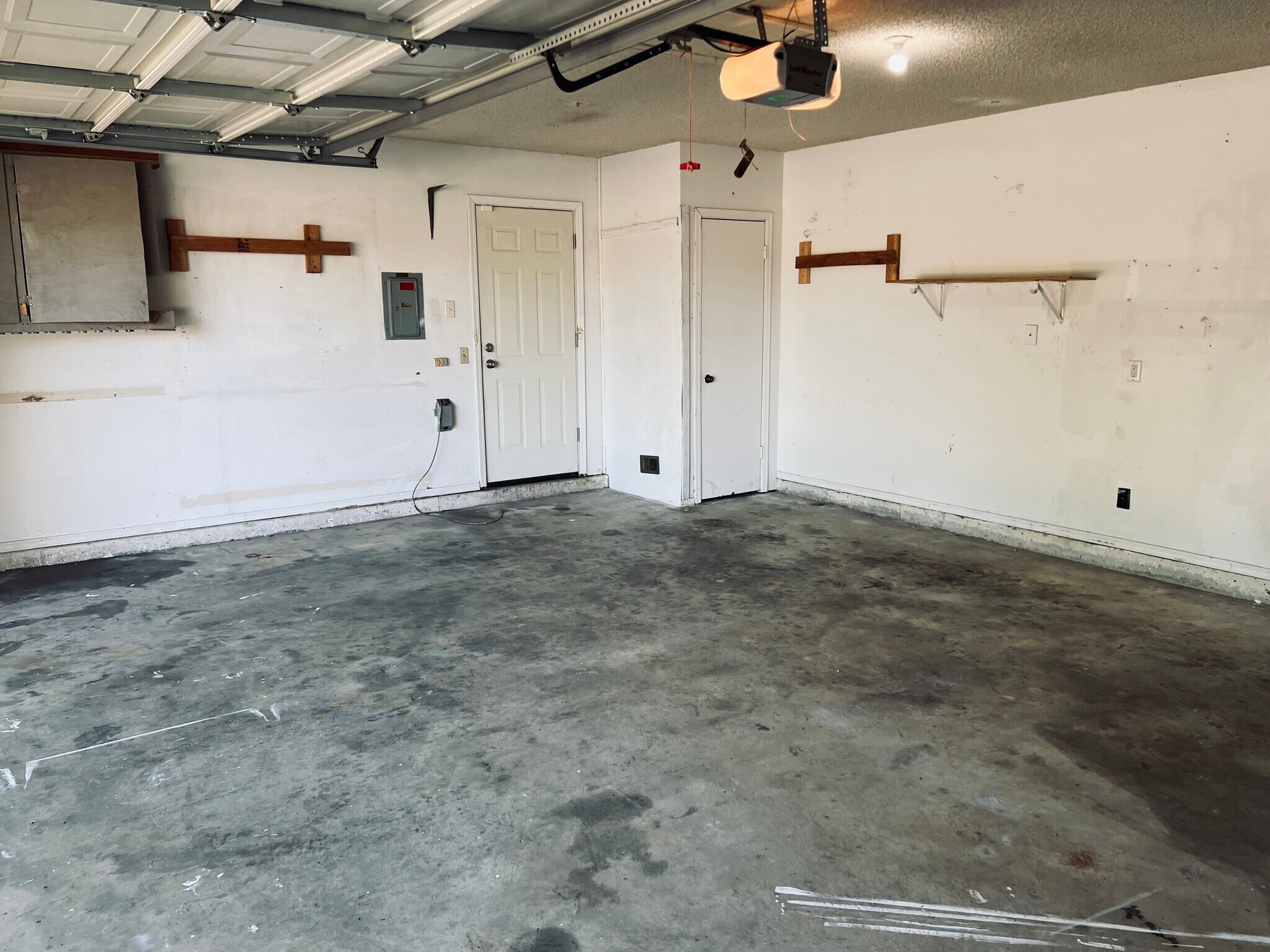 Garage view 2 - 12401 SW 4th St