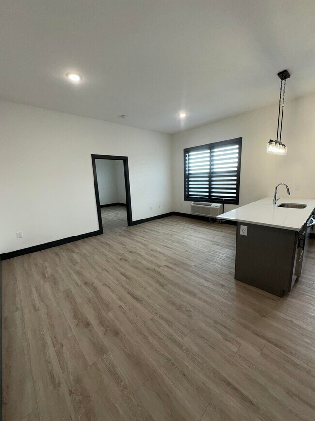 Building Photo - 6111 Palisade Ave