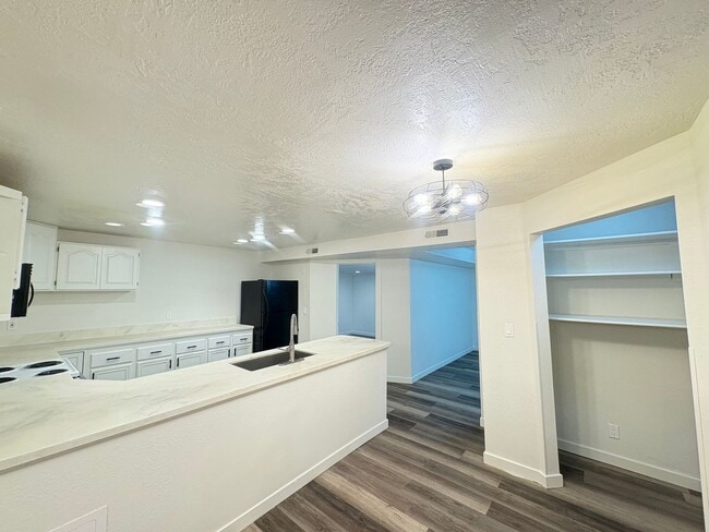 Building Photo - 1026 N 1100 W