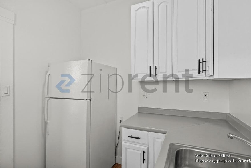 Building Photo - 680 14th St