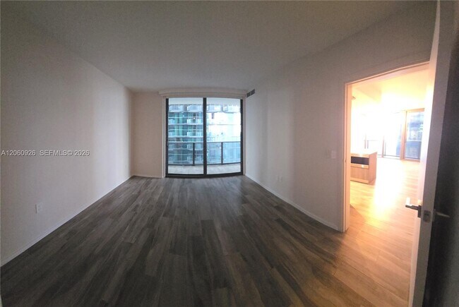 Building Photo - 801 S Miami Ave