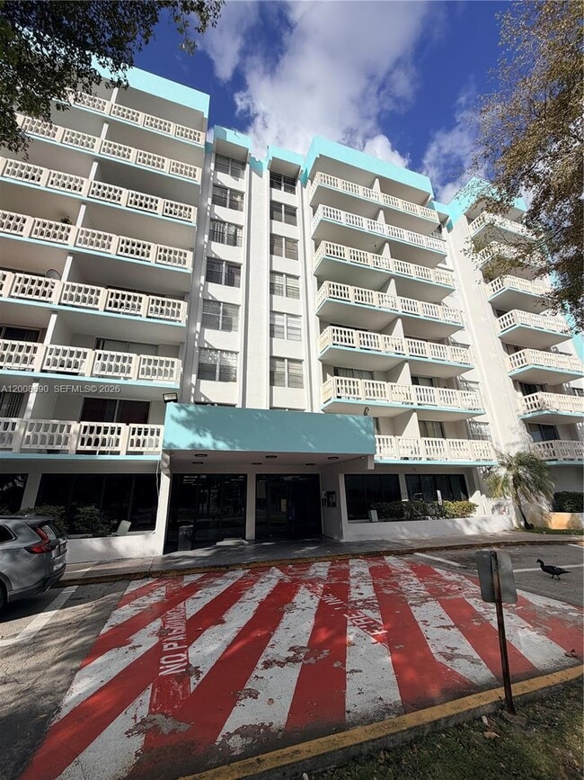 Building Photo - 15600 NW 7th Ave