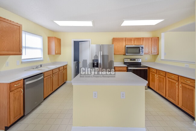 Building Photo - 9083 Stones Bluff Pl. Camby, IN