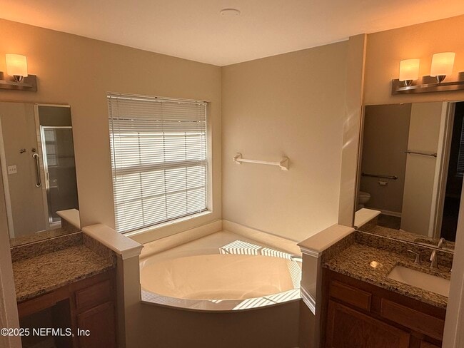 Building Photo - 1401 Starboard Ct