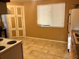 Building Photo - Charming 2BD Bungalow Home w/ Finished Bas...
