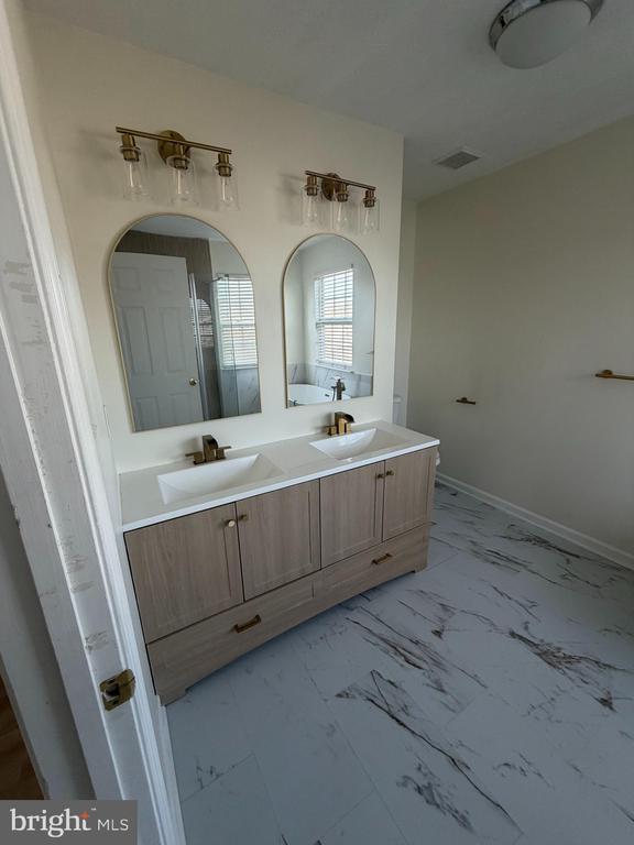 Building Photo - 4675 Harrier Way