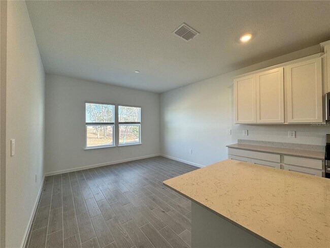 Building Photo - 8885 SW 68th Ter Rd