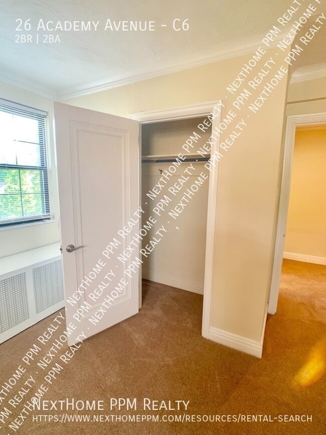 Building Photo - 26 Academy Ave