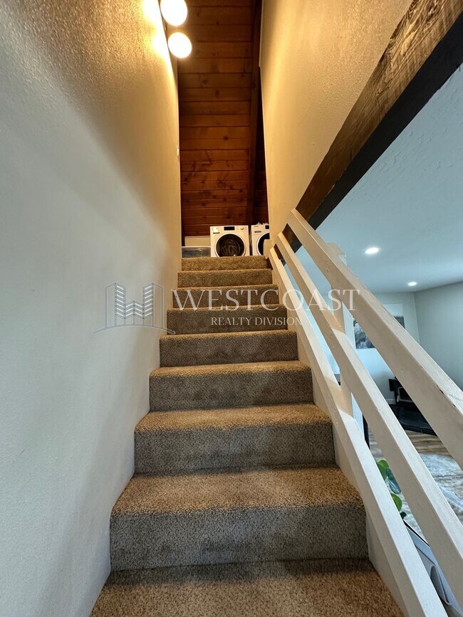 Building Photo - Charming Big Bear Retreat – Cozy 2-Bed Cab...