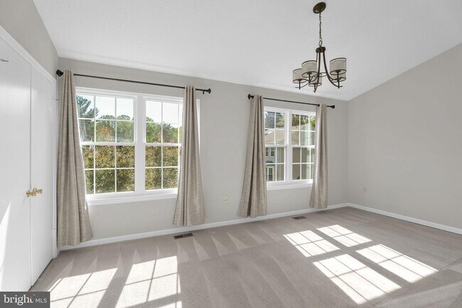 Building Photo - 5824 Wye Oak Commons Ct