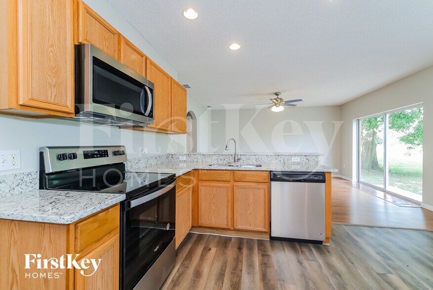 Building Photo - 912 Cumbran Ln