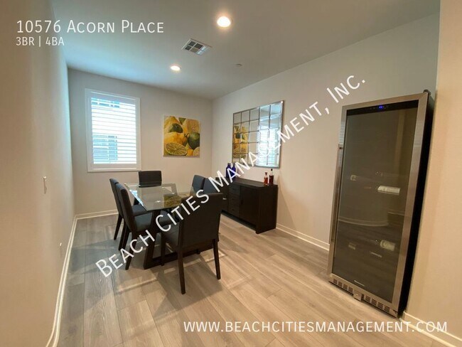 Building Photo - 10576 Acorn Pl