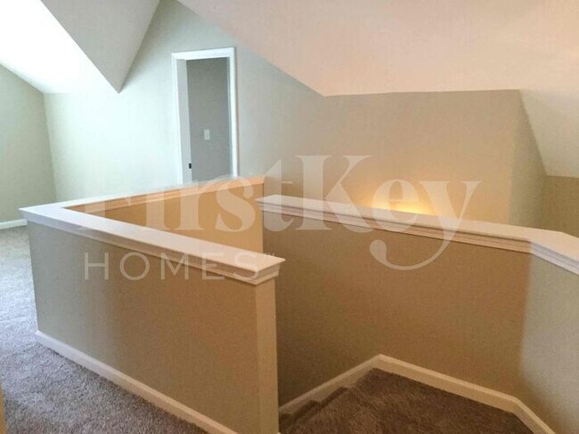 Building Photo - 4590 Tulip Creek Dr
