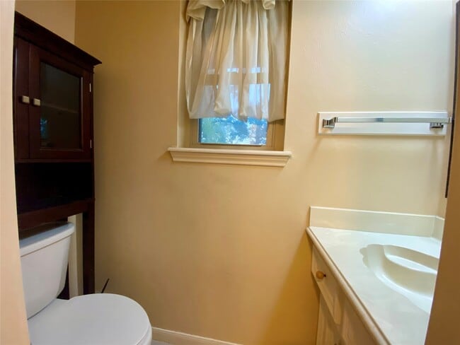 Building Photo - 14216 Horseshoe Bend