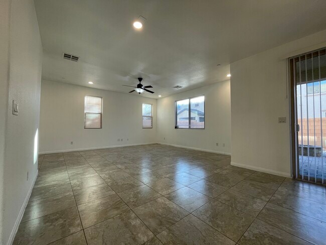 Building Photo - 243 Sweet Spot St