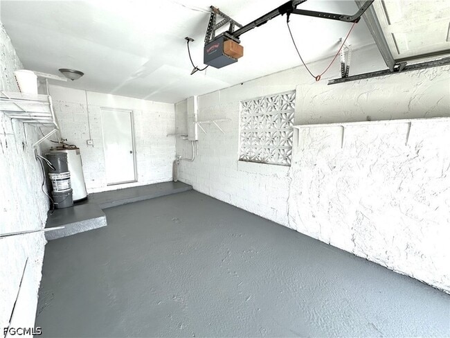 Building Photo - 2117 Mitchell Ct