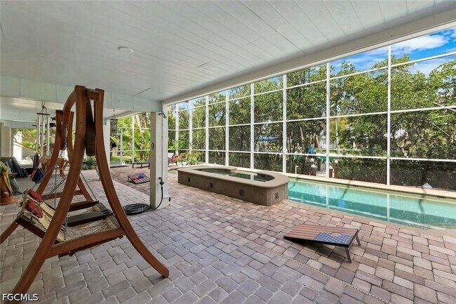 Building Photo - 21580 Indian Bayou Dr