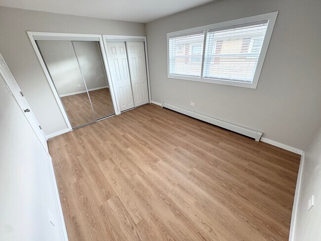 Building Photo - 4528 Elm Ave