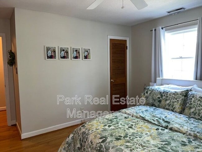 Building Photo - 218 Ransom St