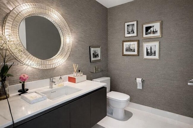 Building Photo - 3300 NE 188th St