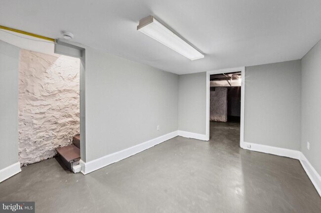 Building Photo - 4801 Cordelia Ave