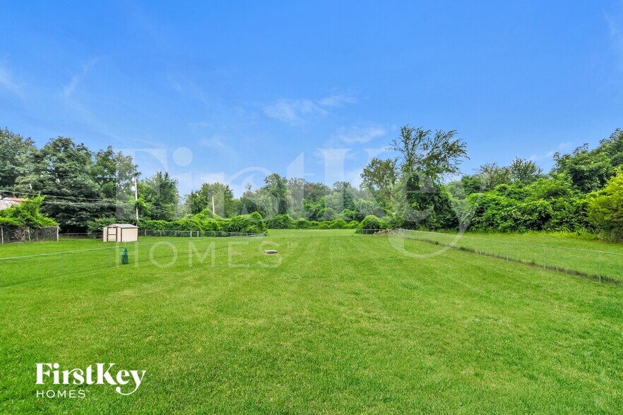 Building Photo - 1007 Chambers Rd